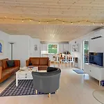 Дом отдыха Three-bedroom Vaeggerlose With A Fireplace 08 Boto By