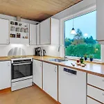 Дом отдыха Three-bedroom Vaeggerlose With A Fireplace 08 Boto By
