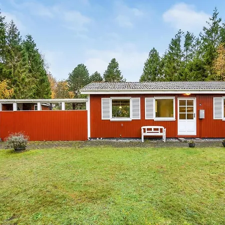 Three-bedroom Vaeggerlose With A Fireplace 08 * Bøtø By