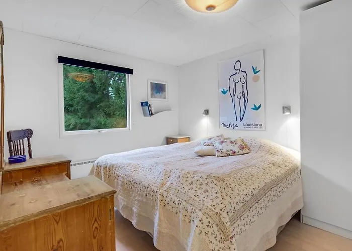 Three-bedroom Vaeggerlose With A Fireplace 08 度假居